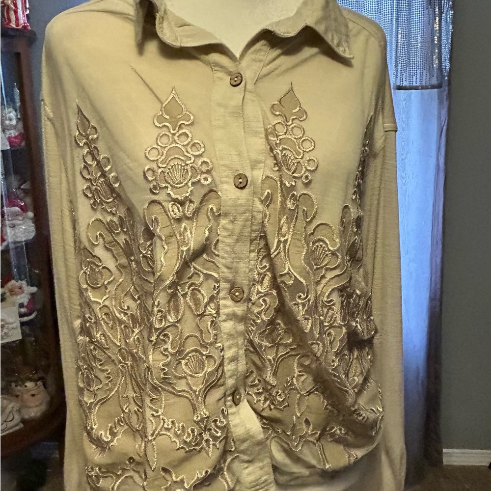 Gimmicks by BKE Tan Embroidered Button-Down Shirt